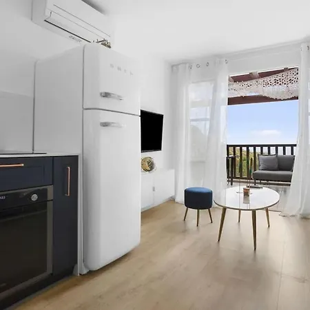 Appartement 30m2 Vue Parking Saint-Raphaël